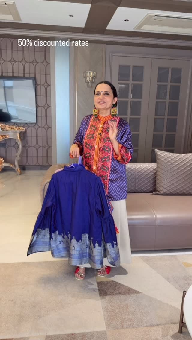 Post 10 by HEER DESAAI on Instagram (video)