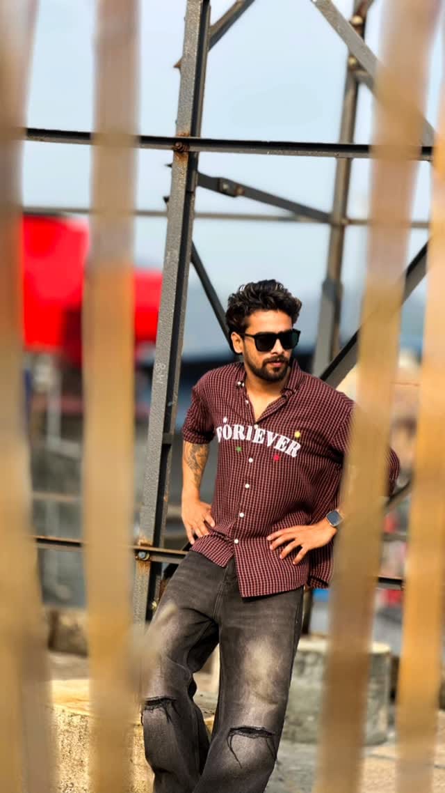 Post 7 by Nidhi Khan on Instagram (video)