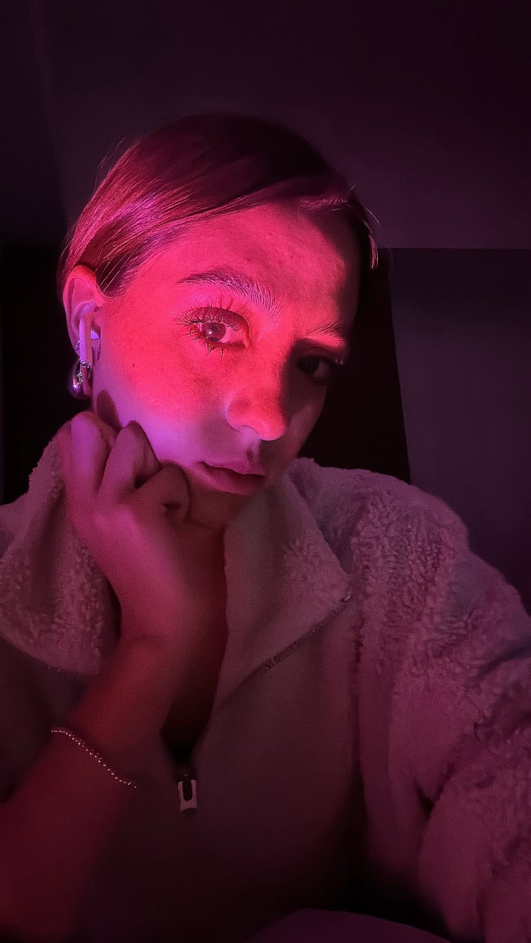 Post 5 by Carmen Gozz on Instagram (video)