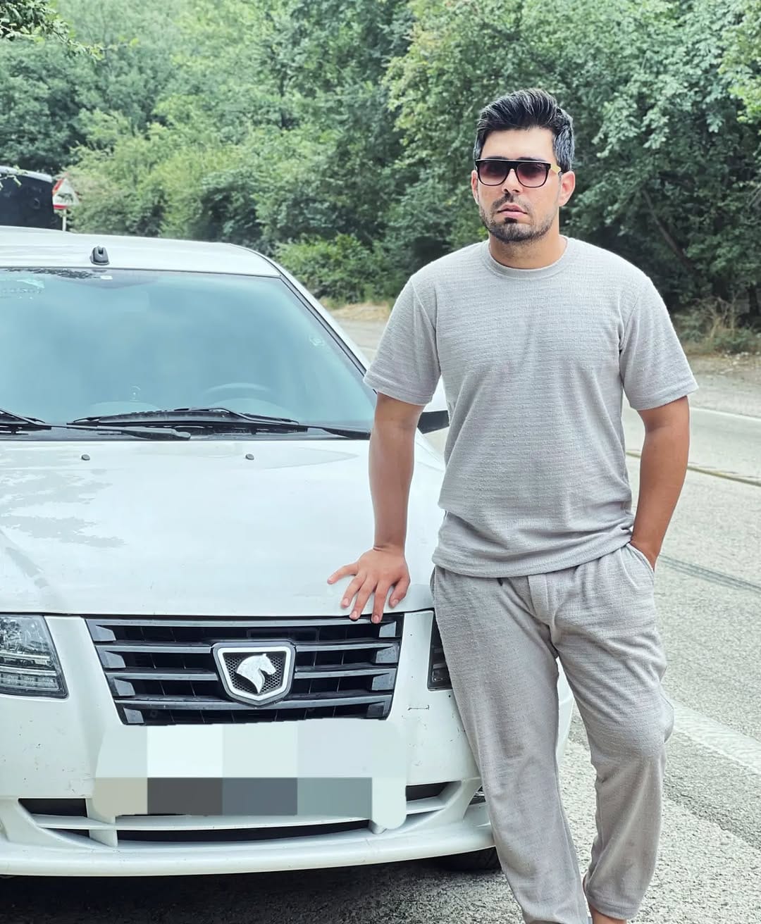 Post 2 by Ali Bakhtiari (علی بختیاری) on Instagram (image)