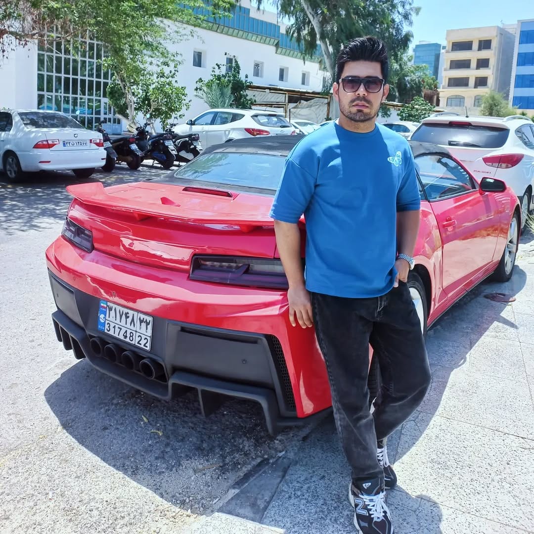 Post 3 by Ali Bakhtiari (علی بختیاری) on Instagram (carousel)