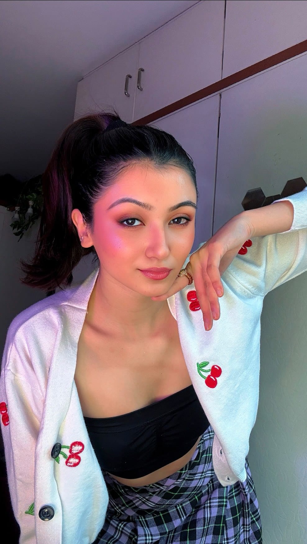 Post 4 by Zahabiya Daginawala on Instagram (video)