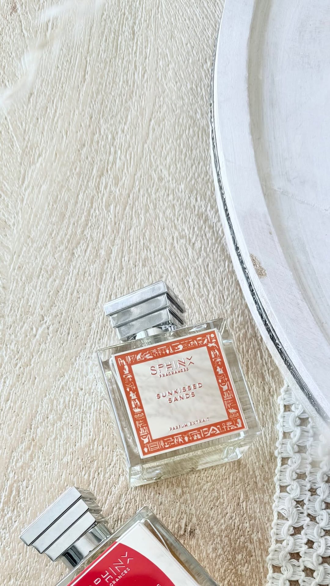 Post 7 by Roxy | NYC Scent Stylist on Instagram (video)