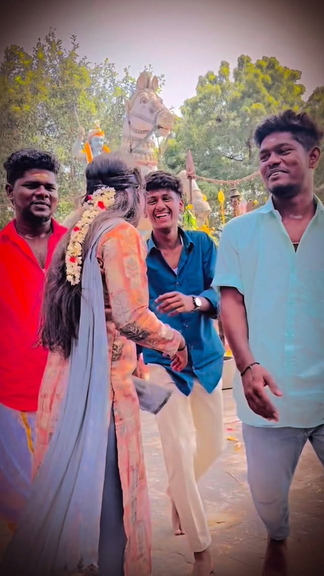 Post 8 by  കുഡല് on Instagram (video)