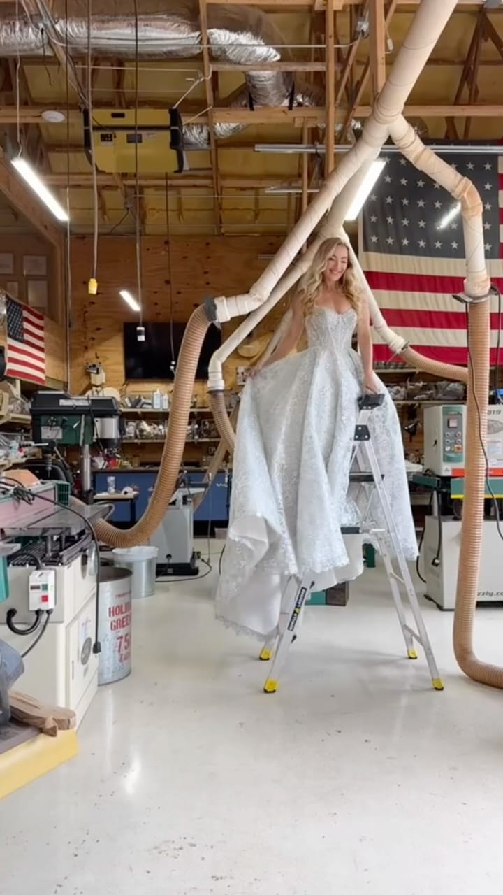 Post 4 by Hayley Paige on Instagram (video)