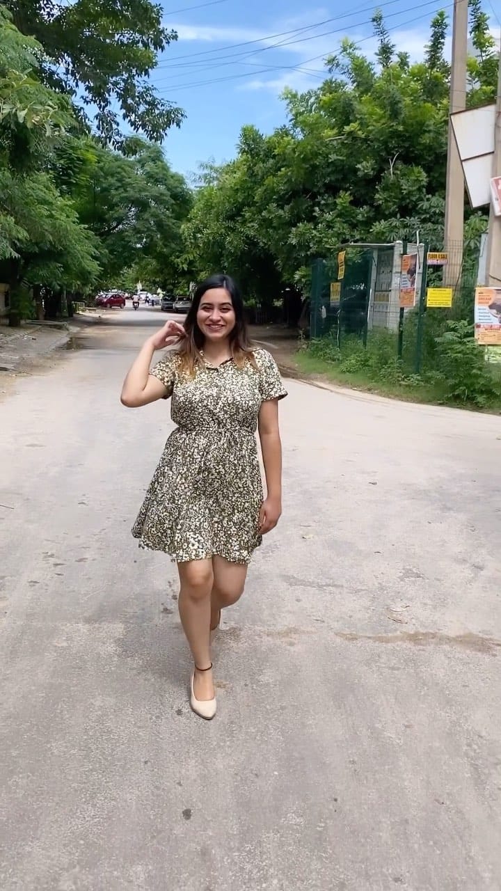 Post 8 by Muskan Soni on Instagram (video)