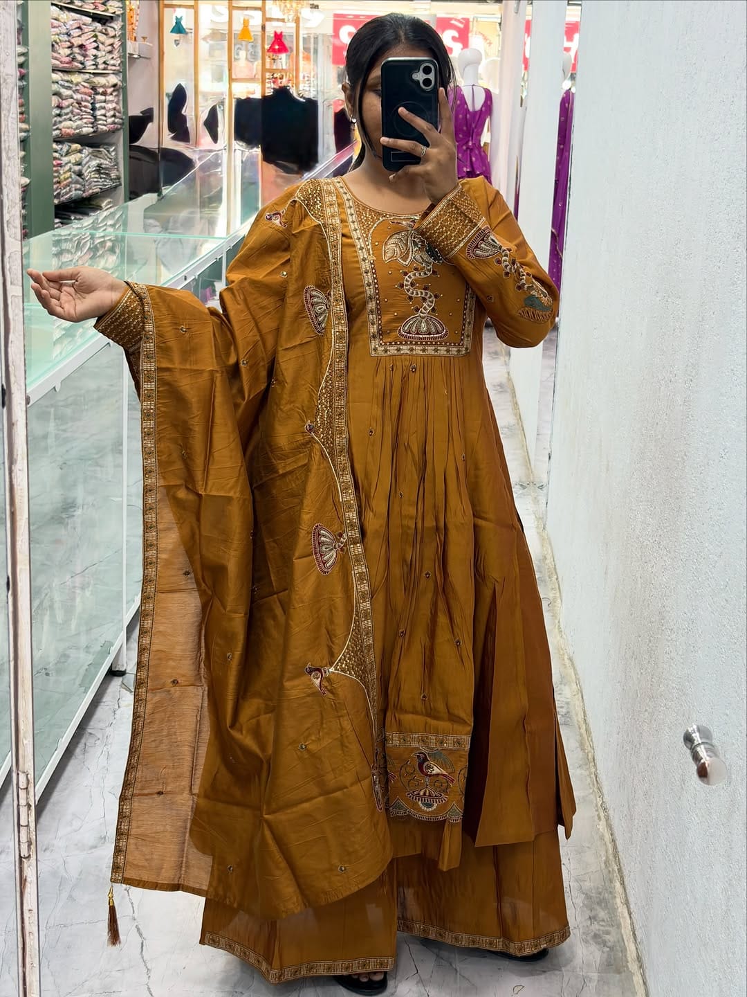 Post 1 by Lagnadeep ladieswear(Prakash surani) on Instagram (carousel)