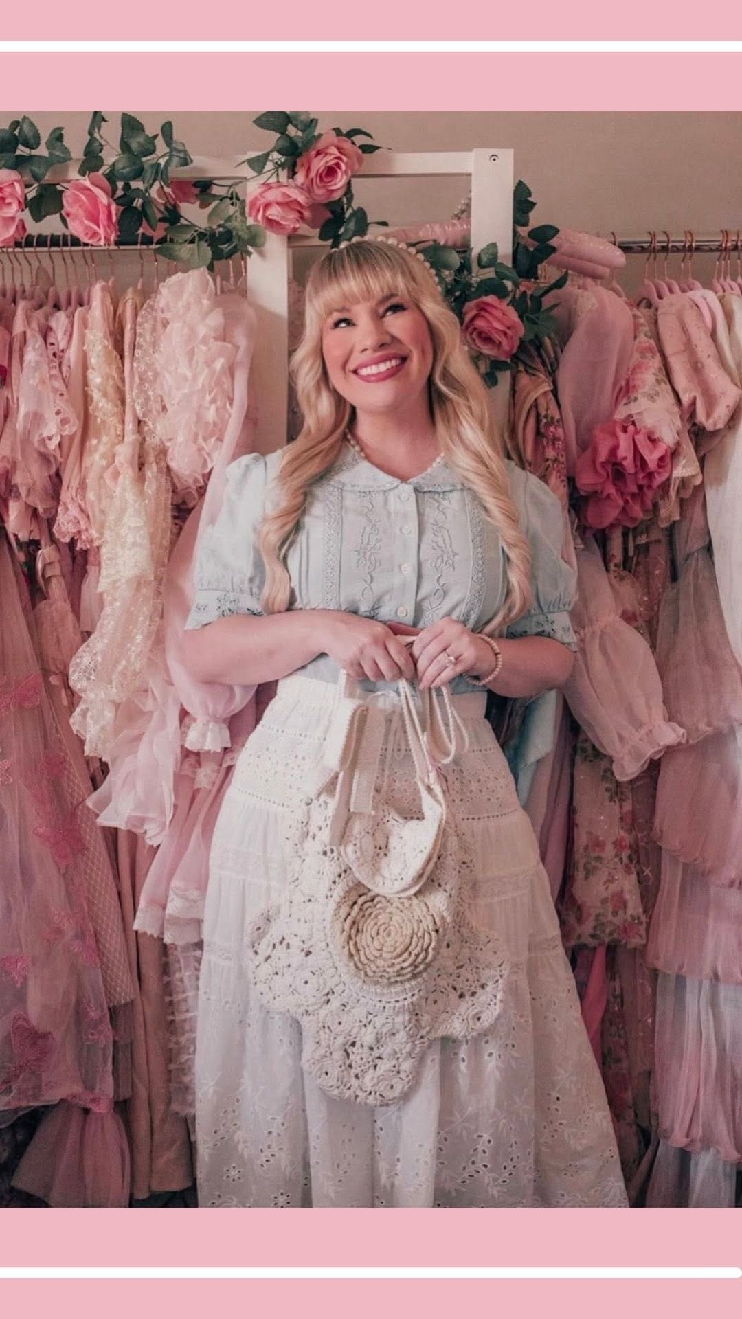 Post 6 by Elizabeth Hugen | Feminine Fashion & Girly Style on Instagram (video)