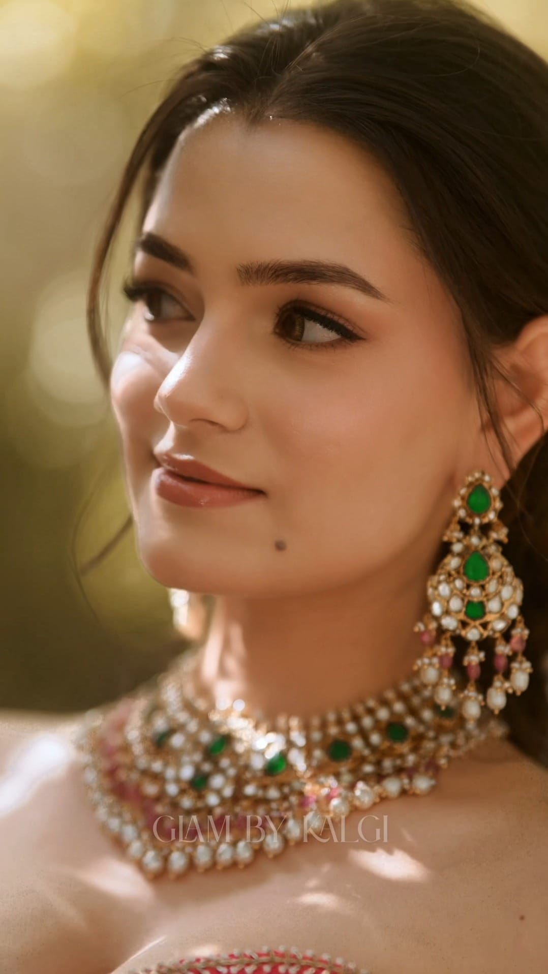 Post 3 by Vidhi🧿 on Instagram (video)